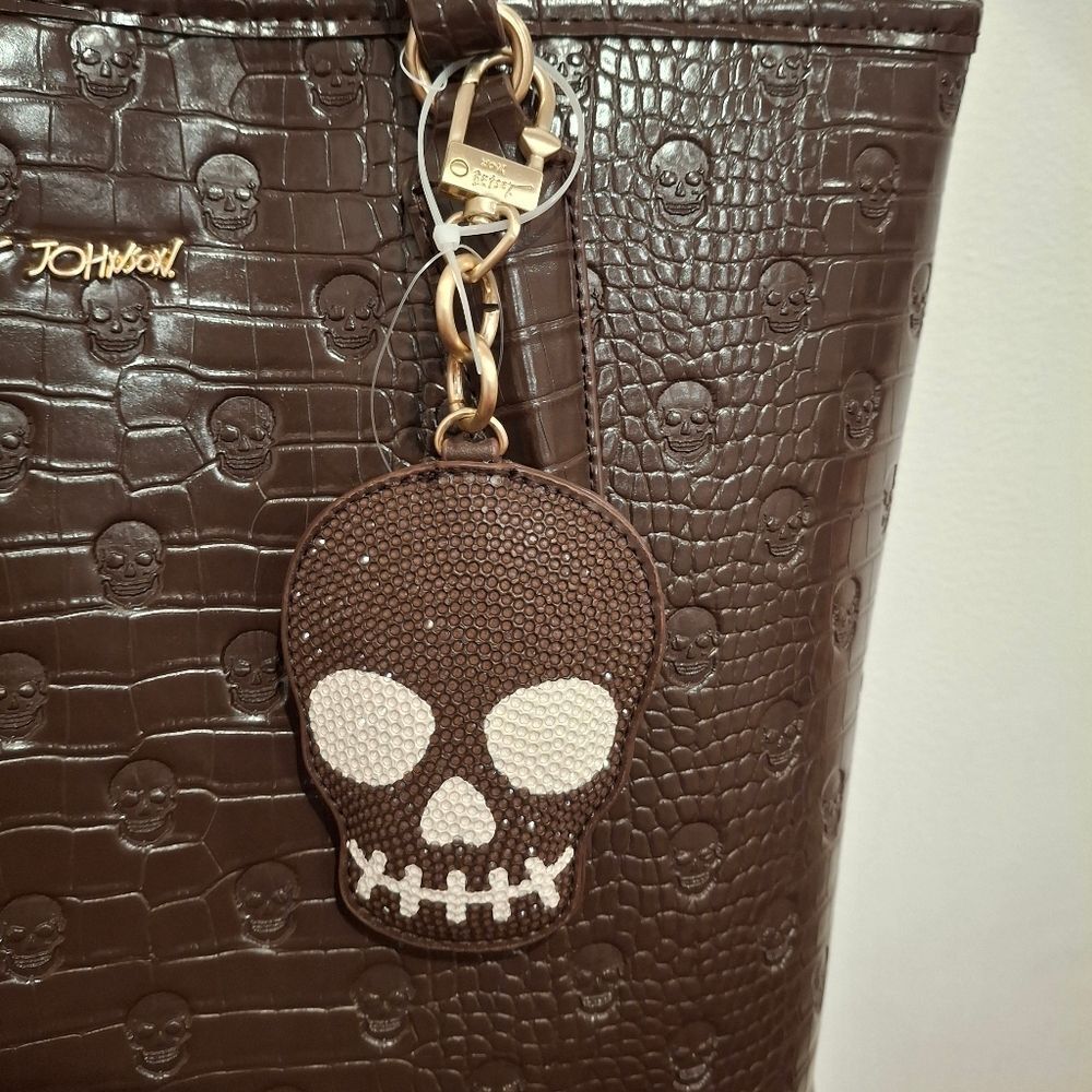 Betsey Johnson XOTOTO Chocolate Skull Tote with Skull Keychain Purse Handbag - Picture 4 of 10